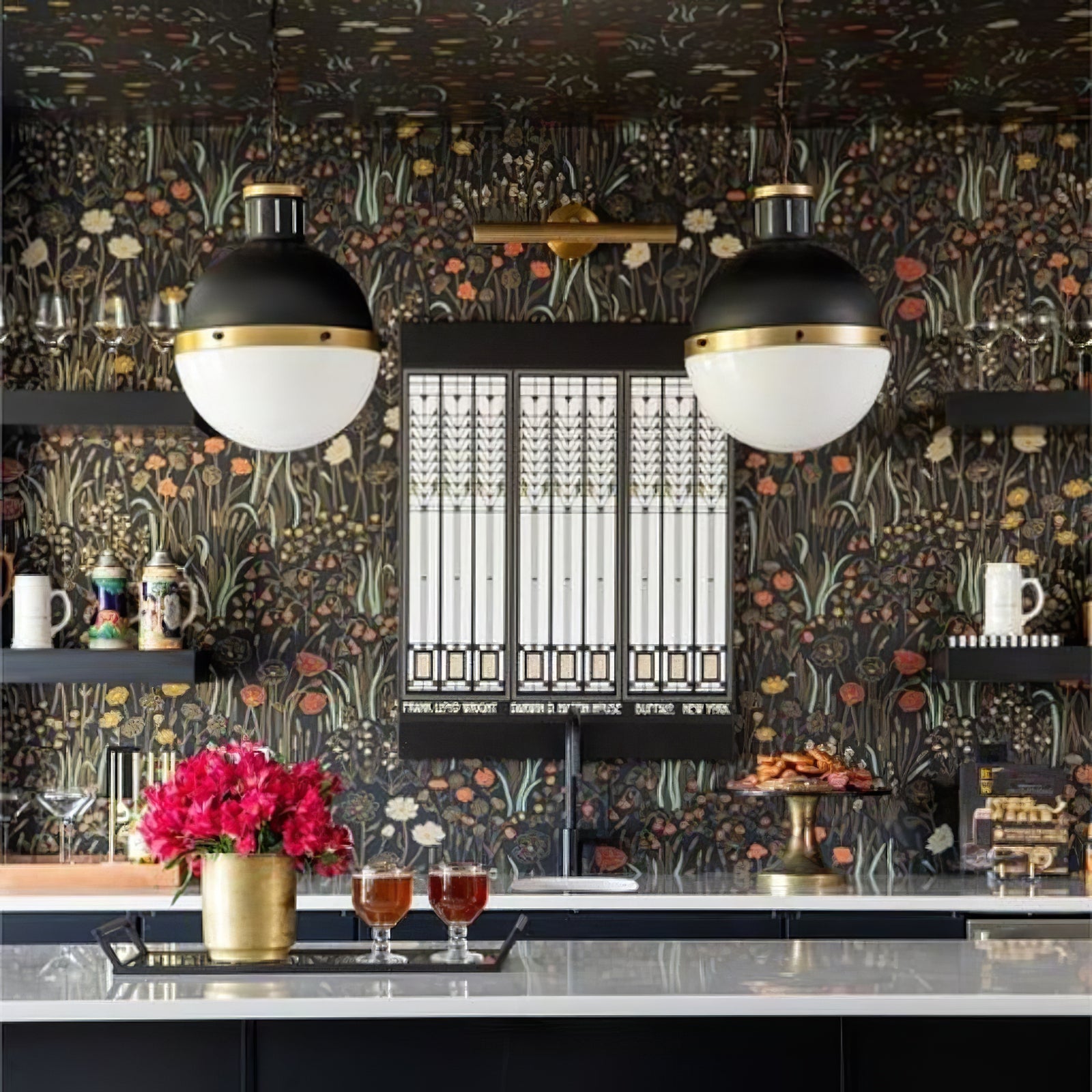 Industrial Globe Hicks Pendant Lamp - Cueteks