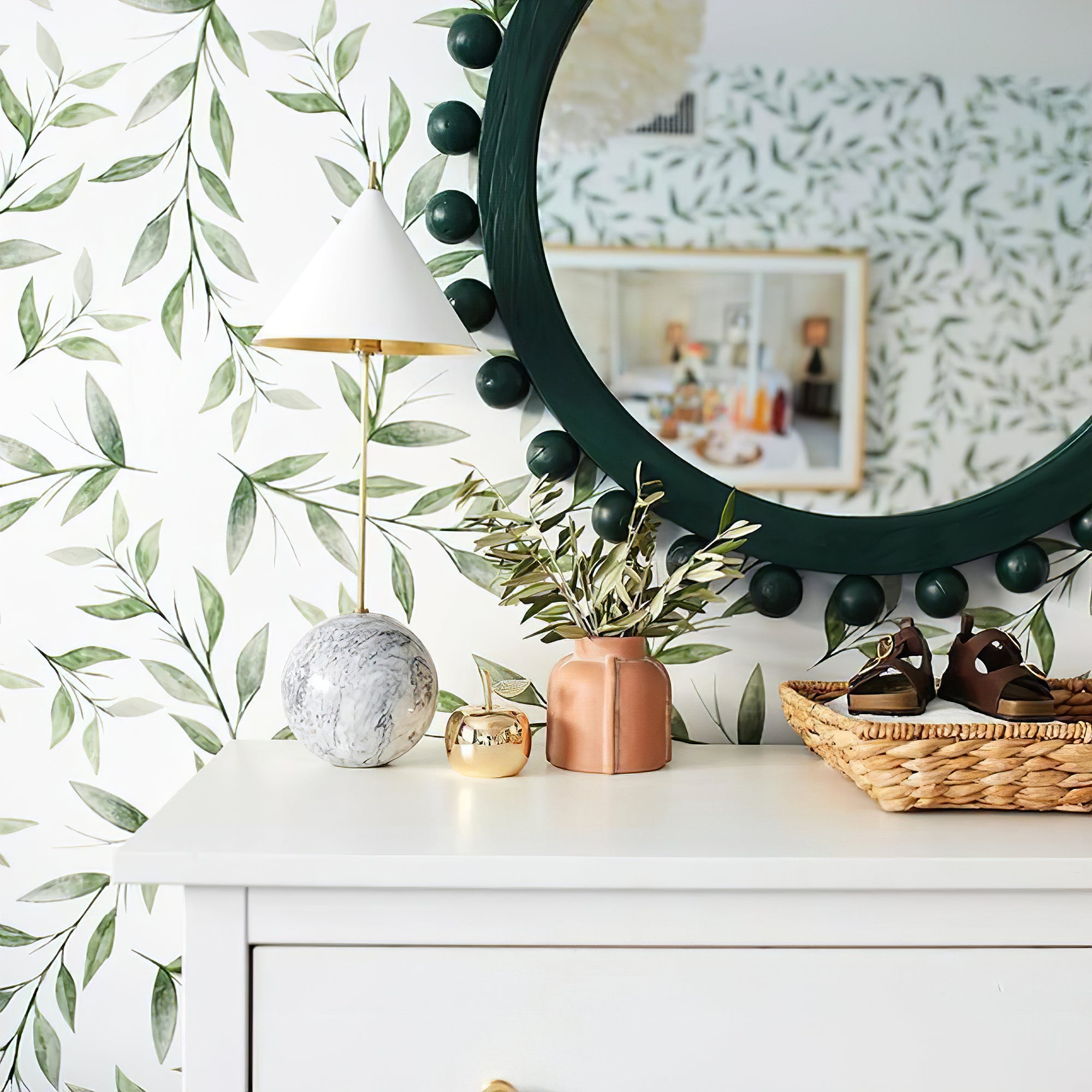 Cleo Orb Base Table Lamp - Cueteks