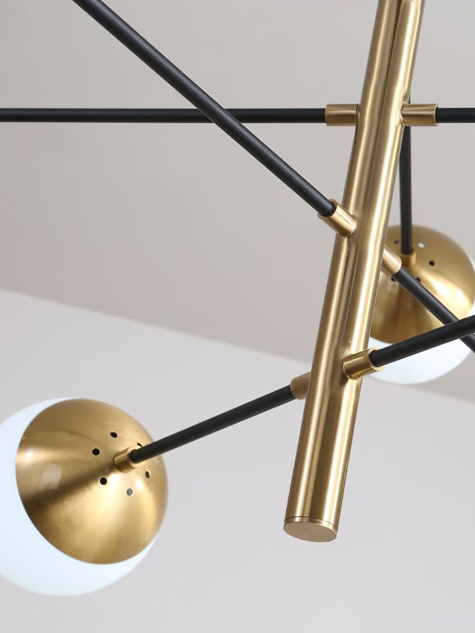 10-Globe Modern Brass Chandelier - Cueteks