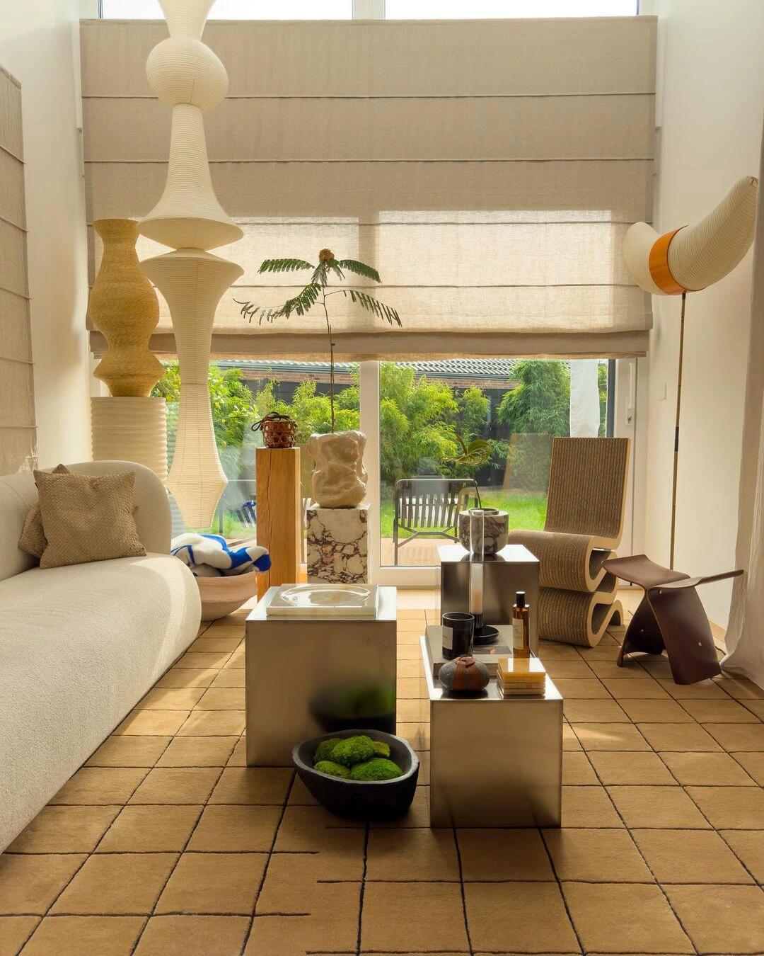 Akari E Ceiling Light - Cueteks