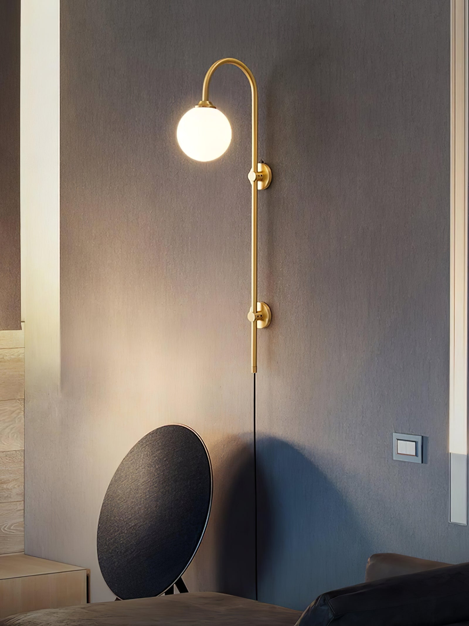 Brass Globe Arm Wall Sconce - Cueteks
