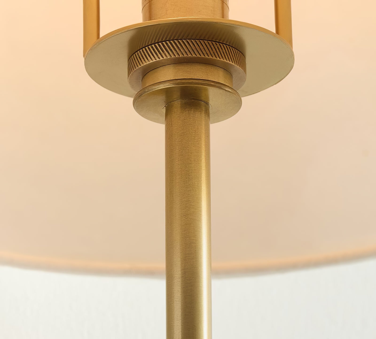 Ellis Brass Wall Light - Cueteks