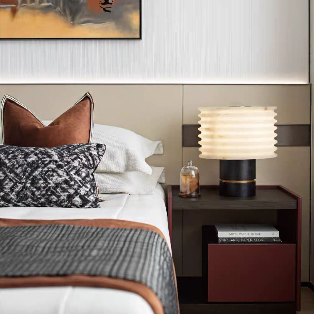 Luxury Black Alabaster Table Lamp - Cueteks