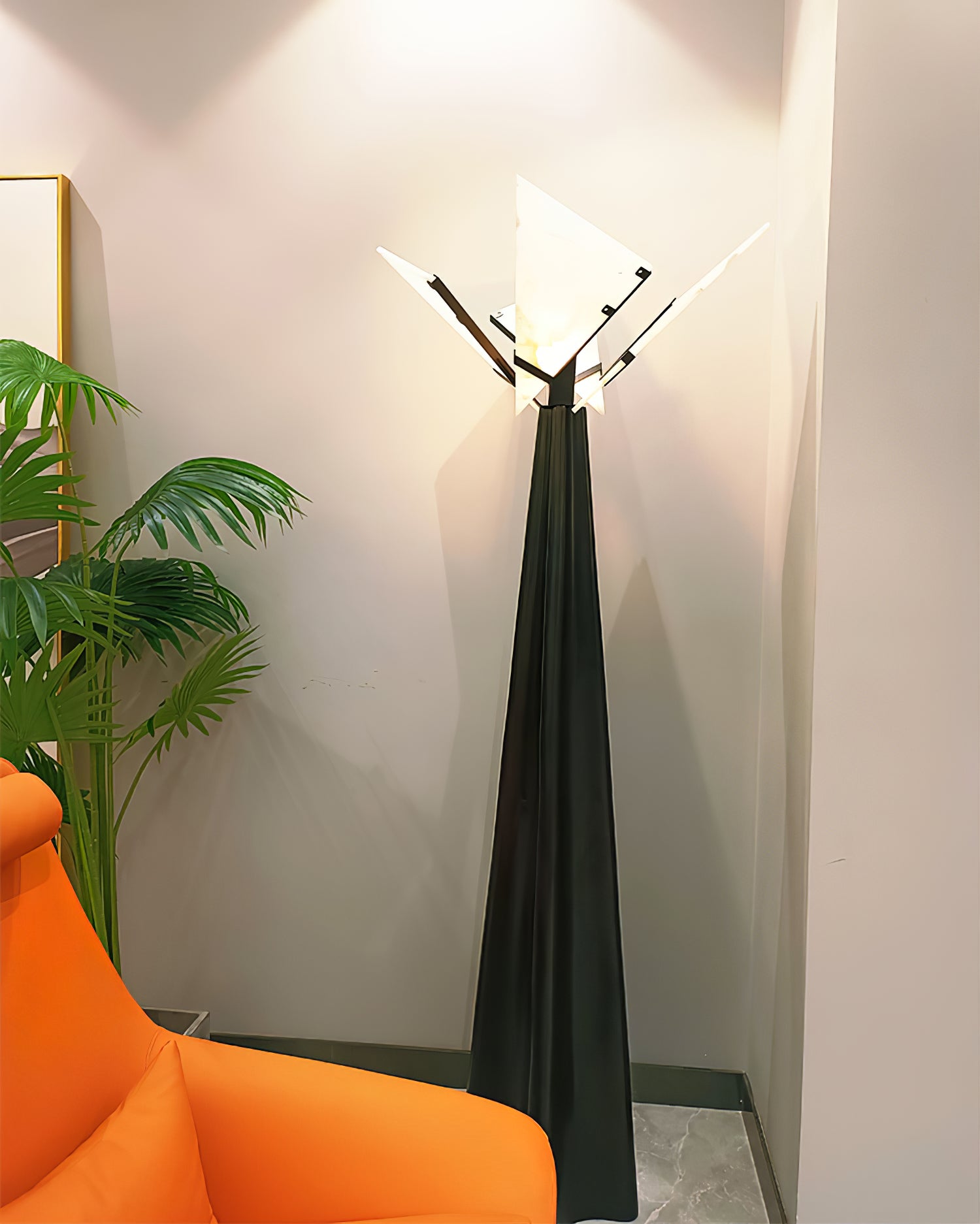 Abstract Black and Alabaster Floor Light - Cueteks