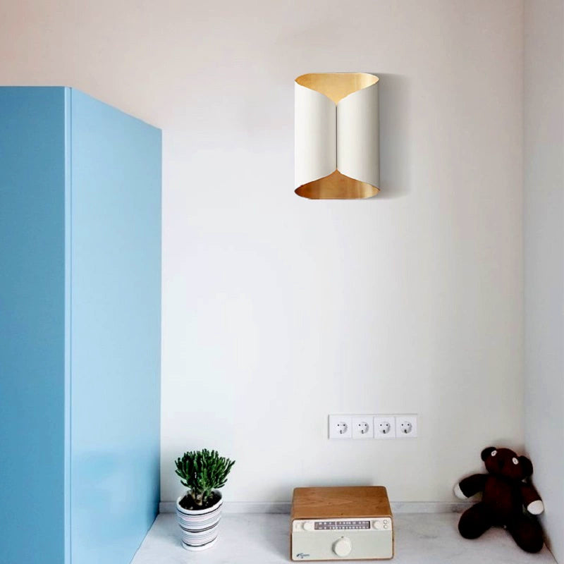 Selfoss Wall Light - Cueteks