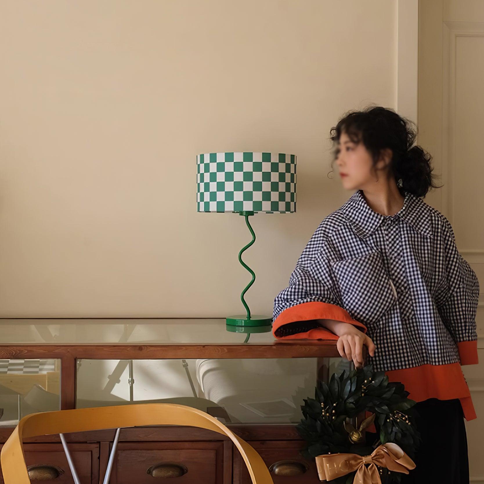 Green Grid Modern Table Lamp - Cueteks
