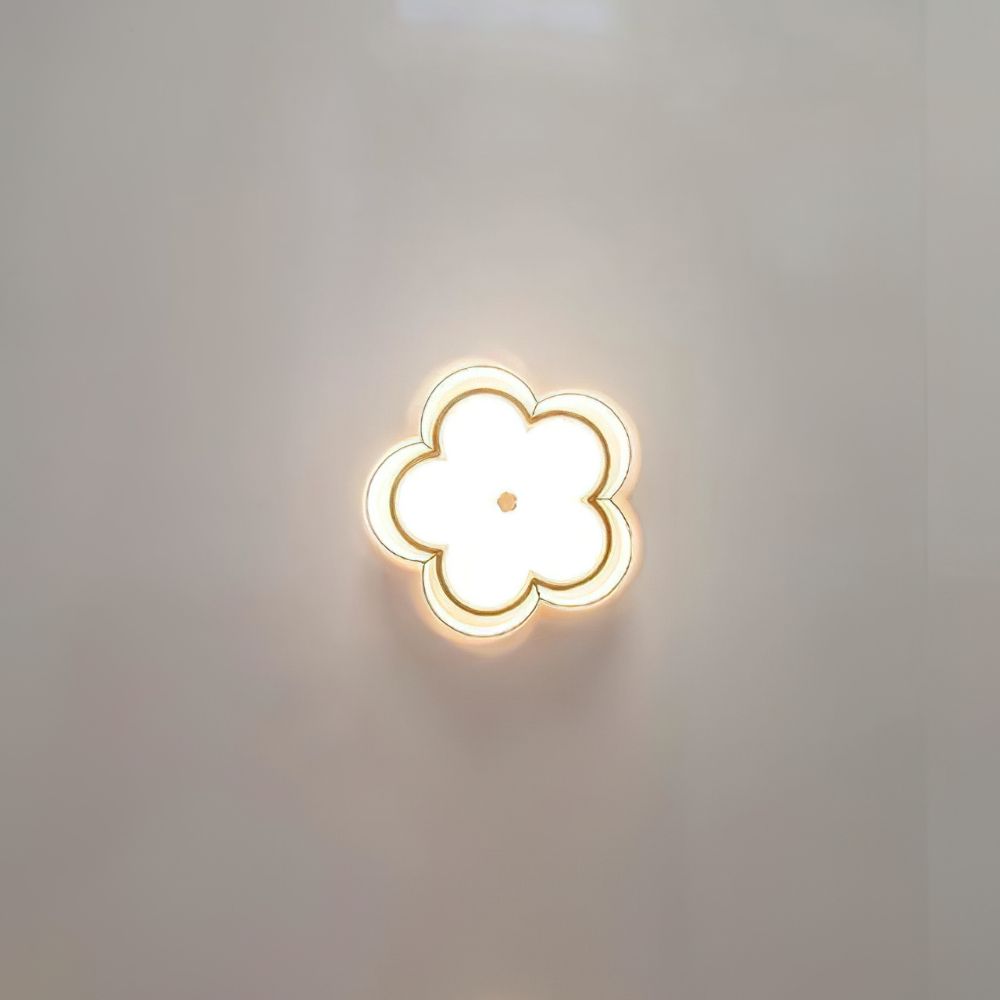Scalloped Gold Trim Ceiling Light - Cueteks