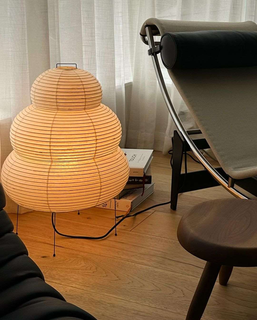Akari 25N Table Lamp - Cueteks