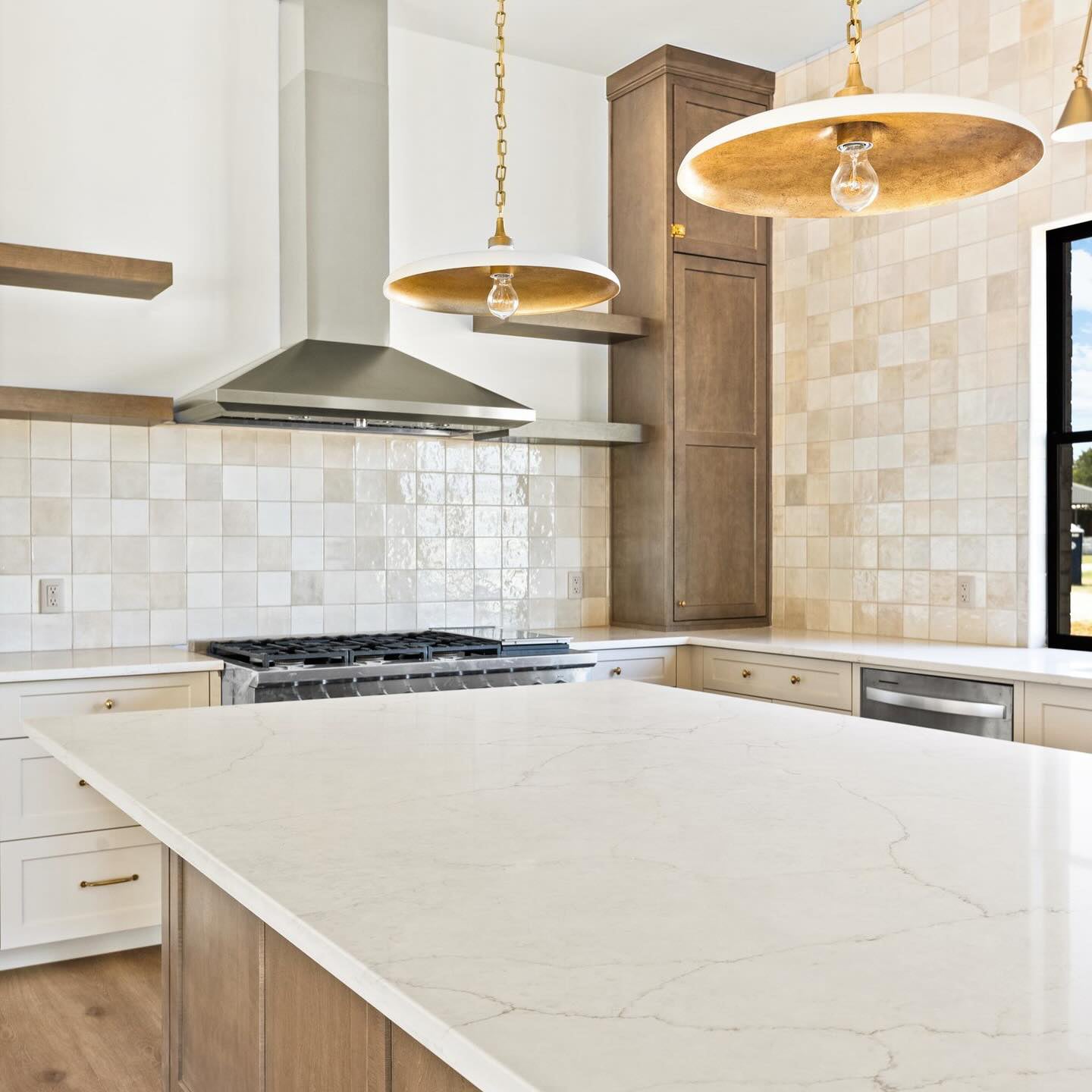Visual Comfort Piatto Pendant Lamp - Cueteks