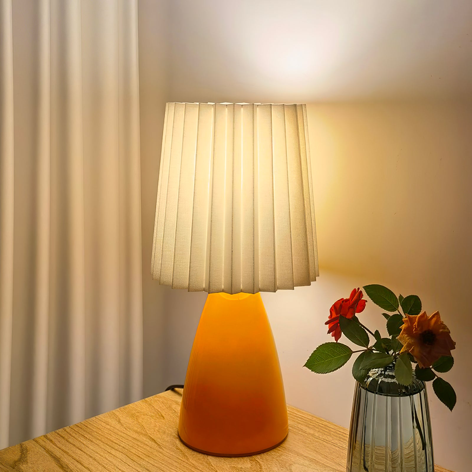 Amber Glow Pleated Shade Table Lamp - Cueteks