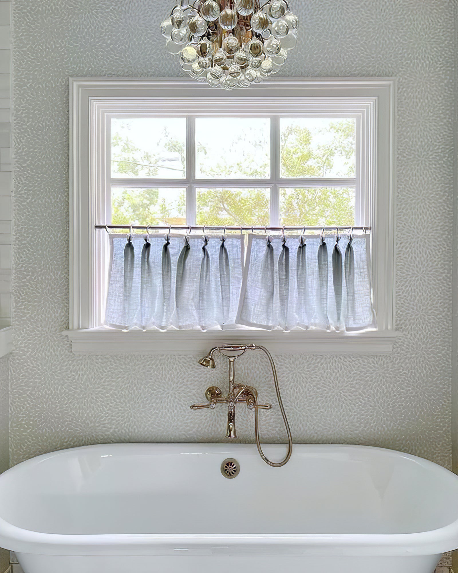 Bellvale Small Glass Chandelier - Cueteks