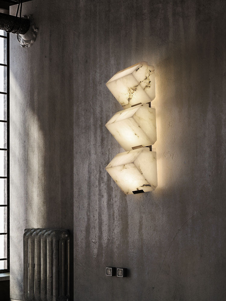 Elegant Alabaster Wall Light - Cueteks
