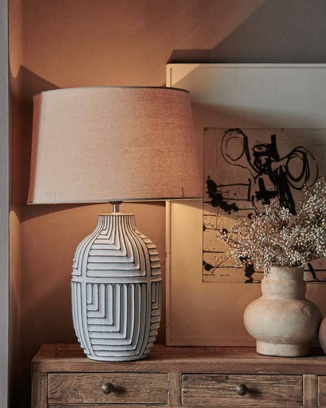 Retro rural woodcarving decorative fabric table lamp - Cueteks