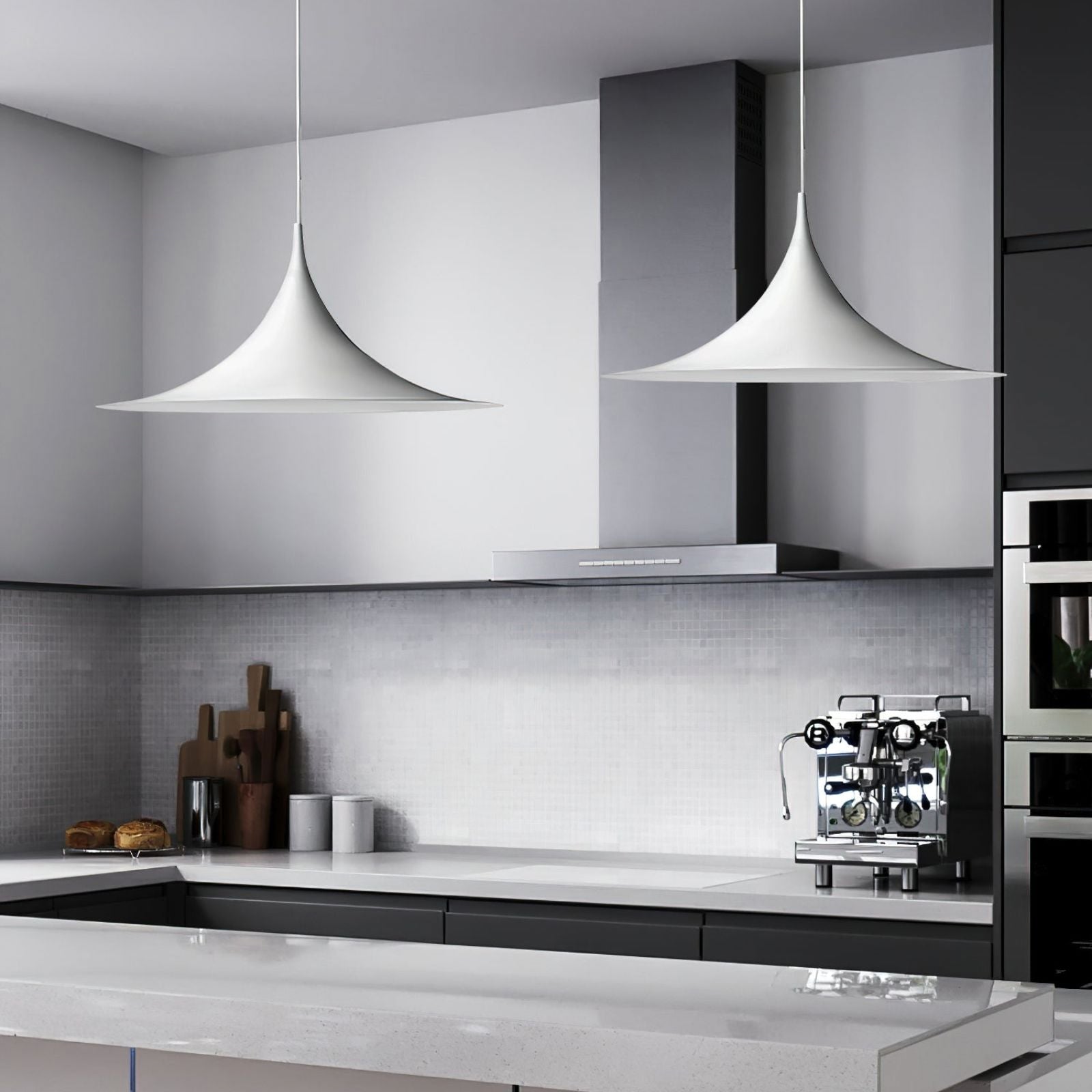 Modern trumpet metal Pendant Lamp - Cueteks