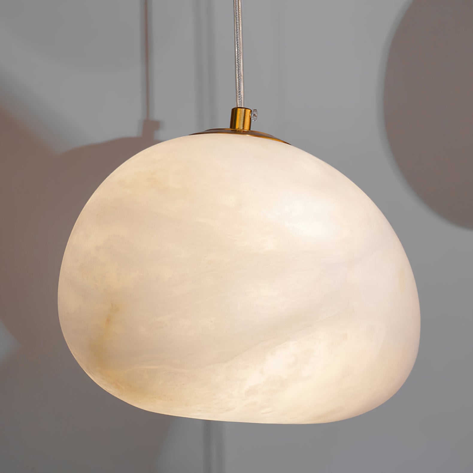 Pebble Alabaster Pendant Light - Cueteks