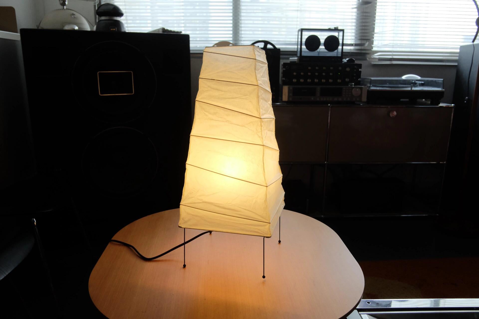 Akari 4N Table Lamp - Cueteks