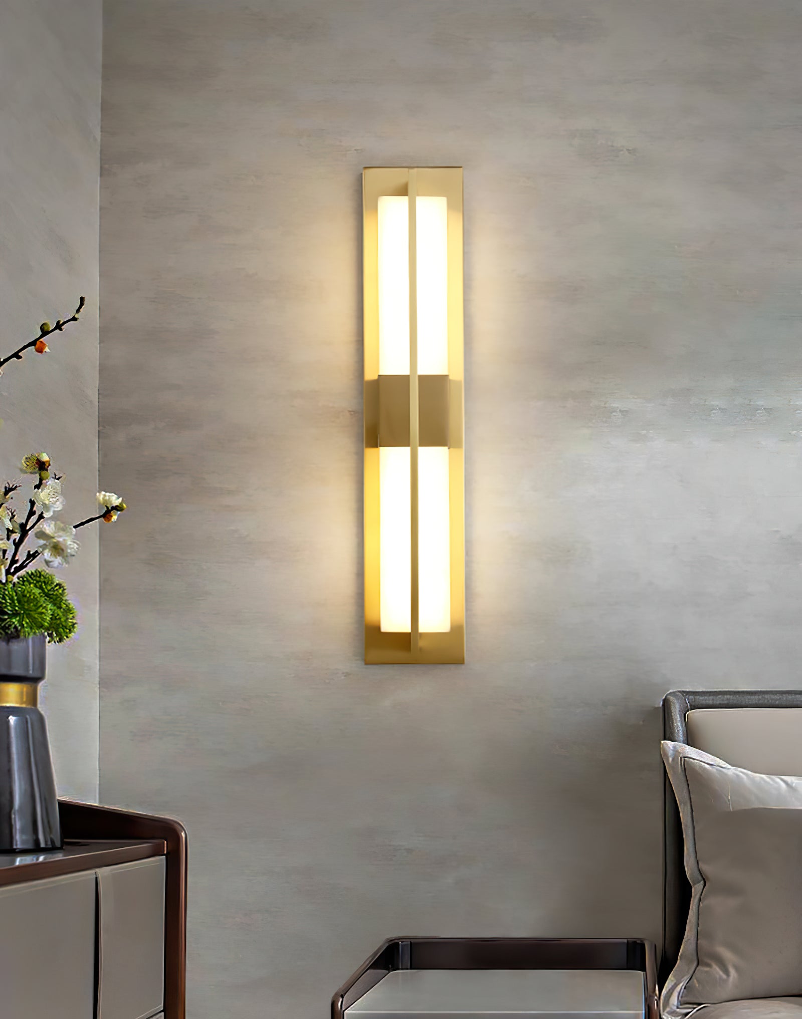 Polished Brass Lumina Outdoor Wall Lamp - Cueteks