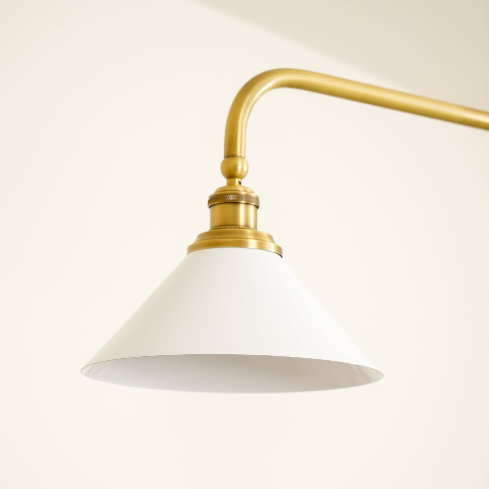Vintage brass double chandelier - Cueteks