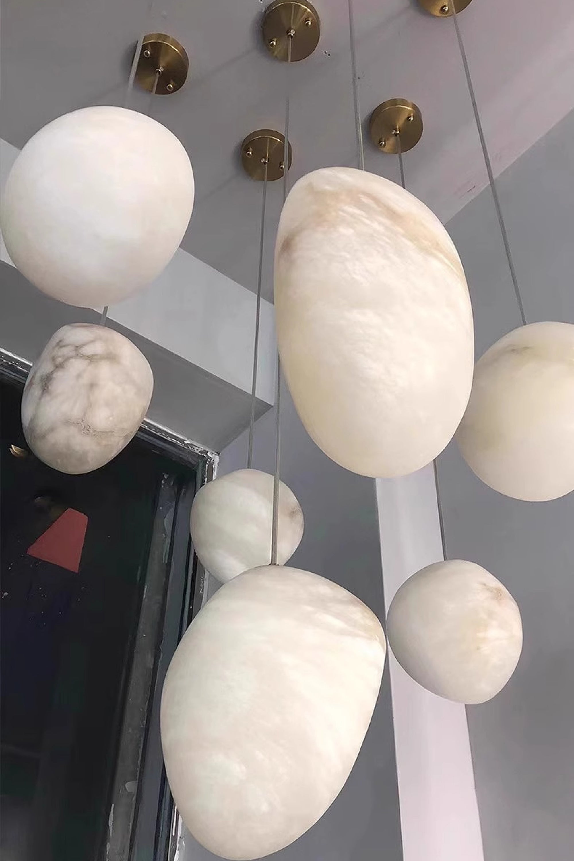 Pebble Alabaster Pendant Light - Cueteks