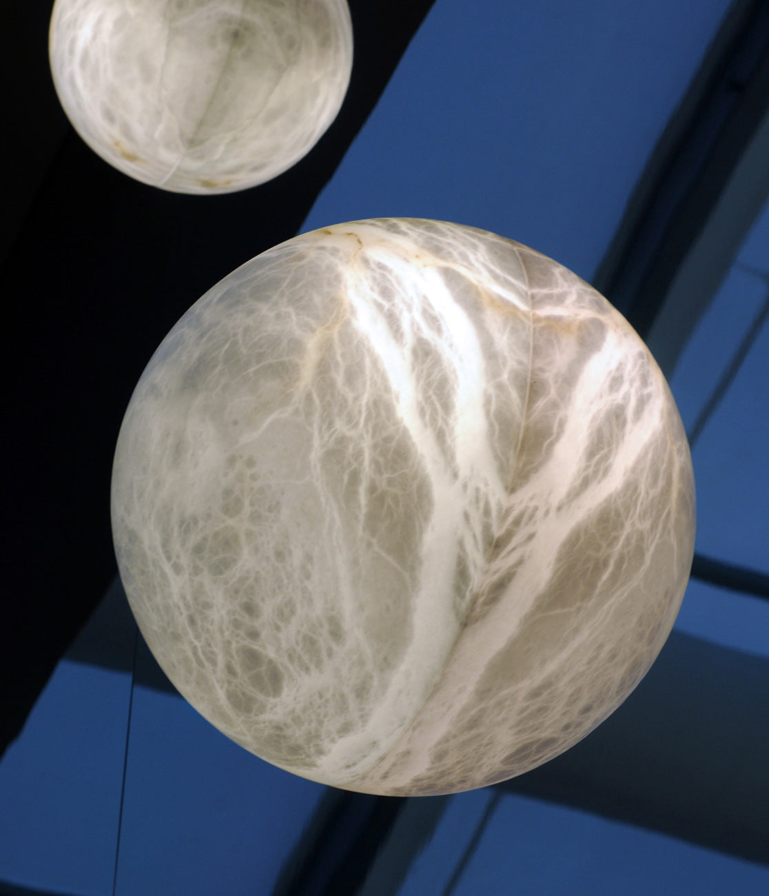 Pebble Alabaster Wall Lamp - Cueteks