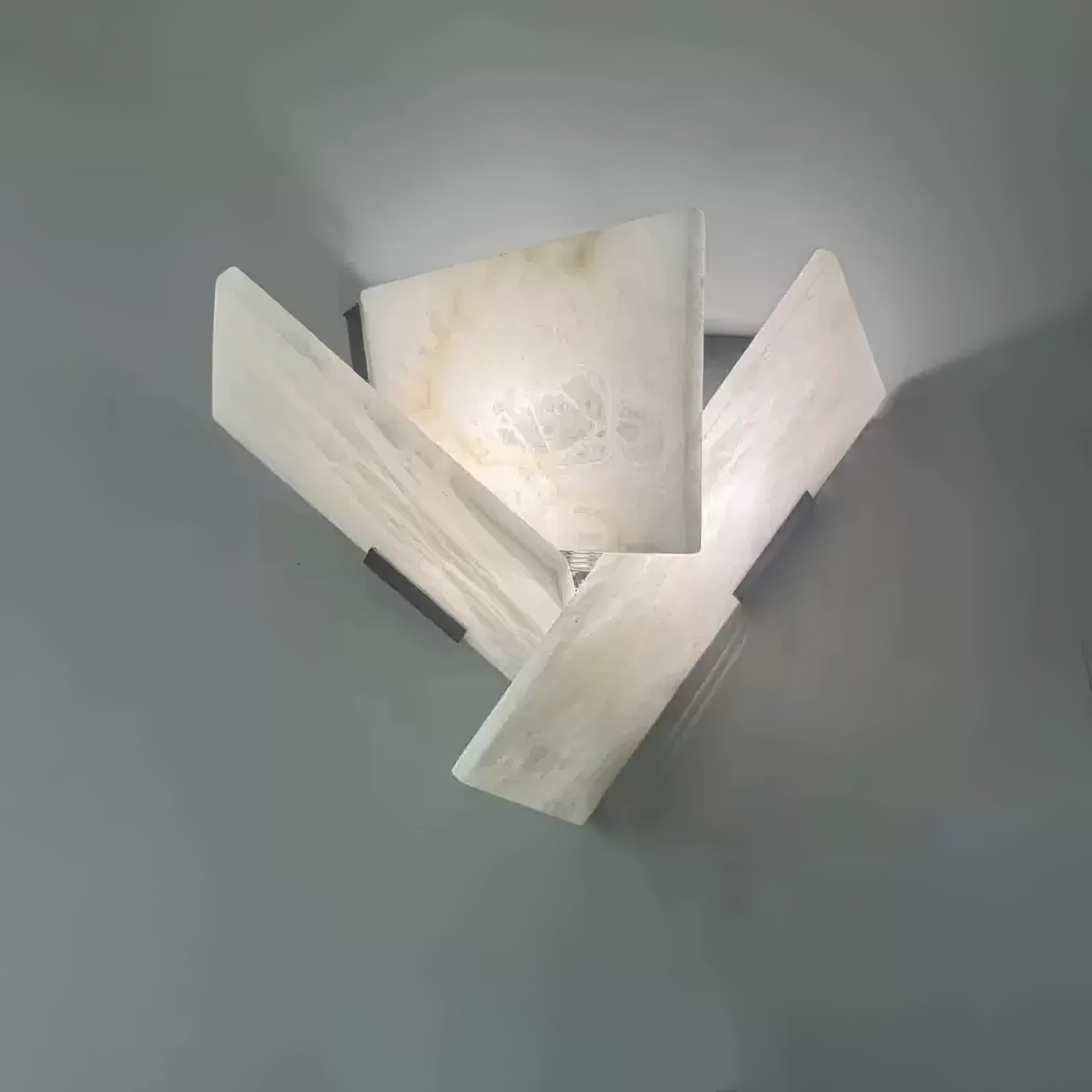 Fan-Shaped Alabaster Wall Light - Cueteks
