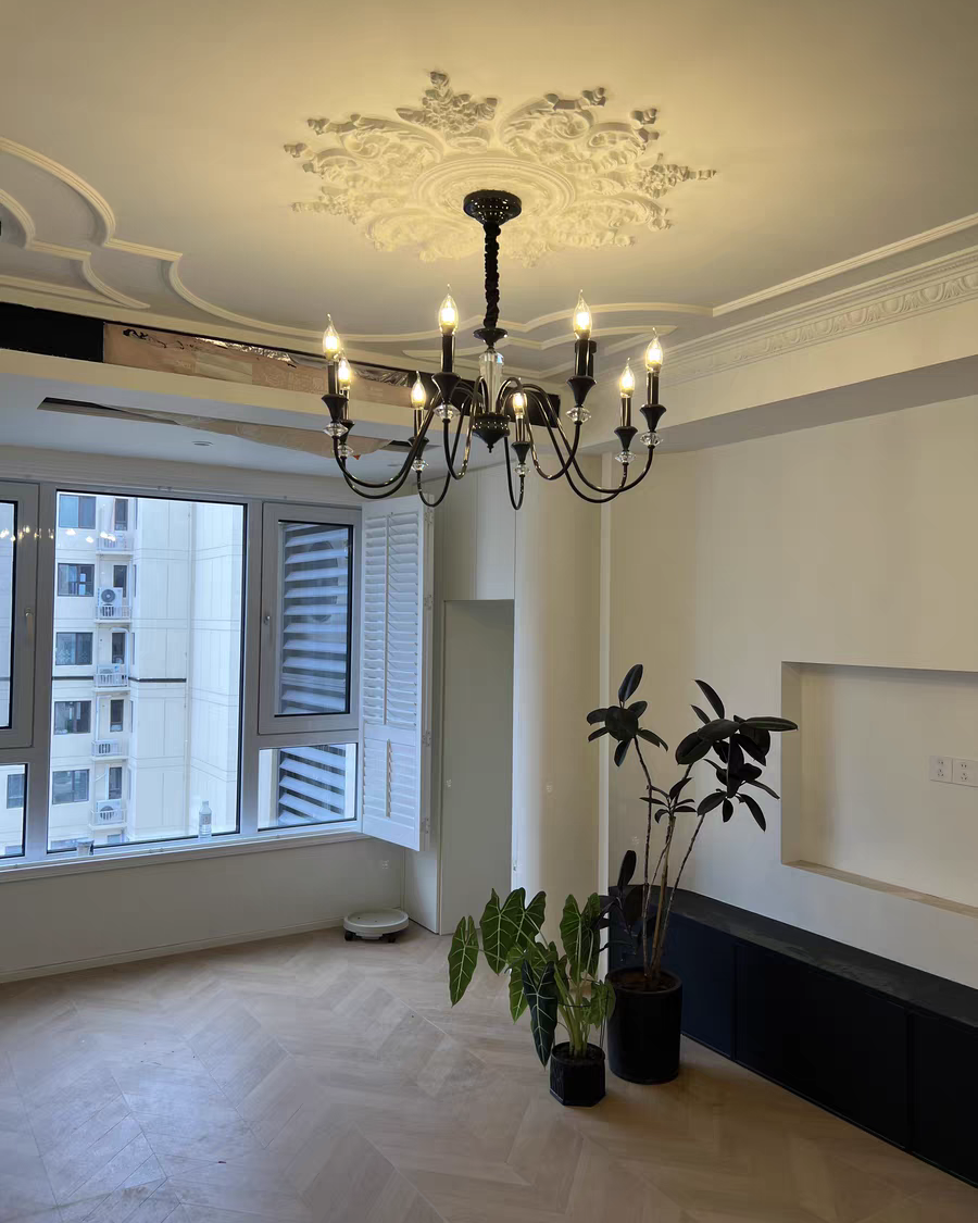Vintage Iron Scroll Chandelier - Cueteks