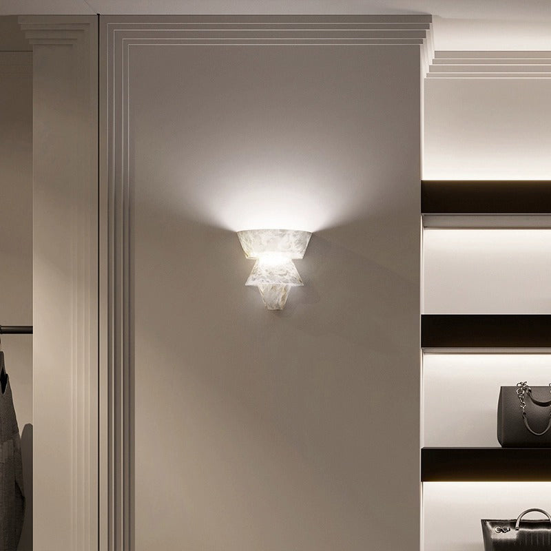 Geometric Alabaster Wall Lamp - Cueteks