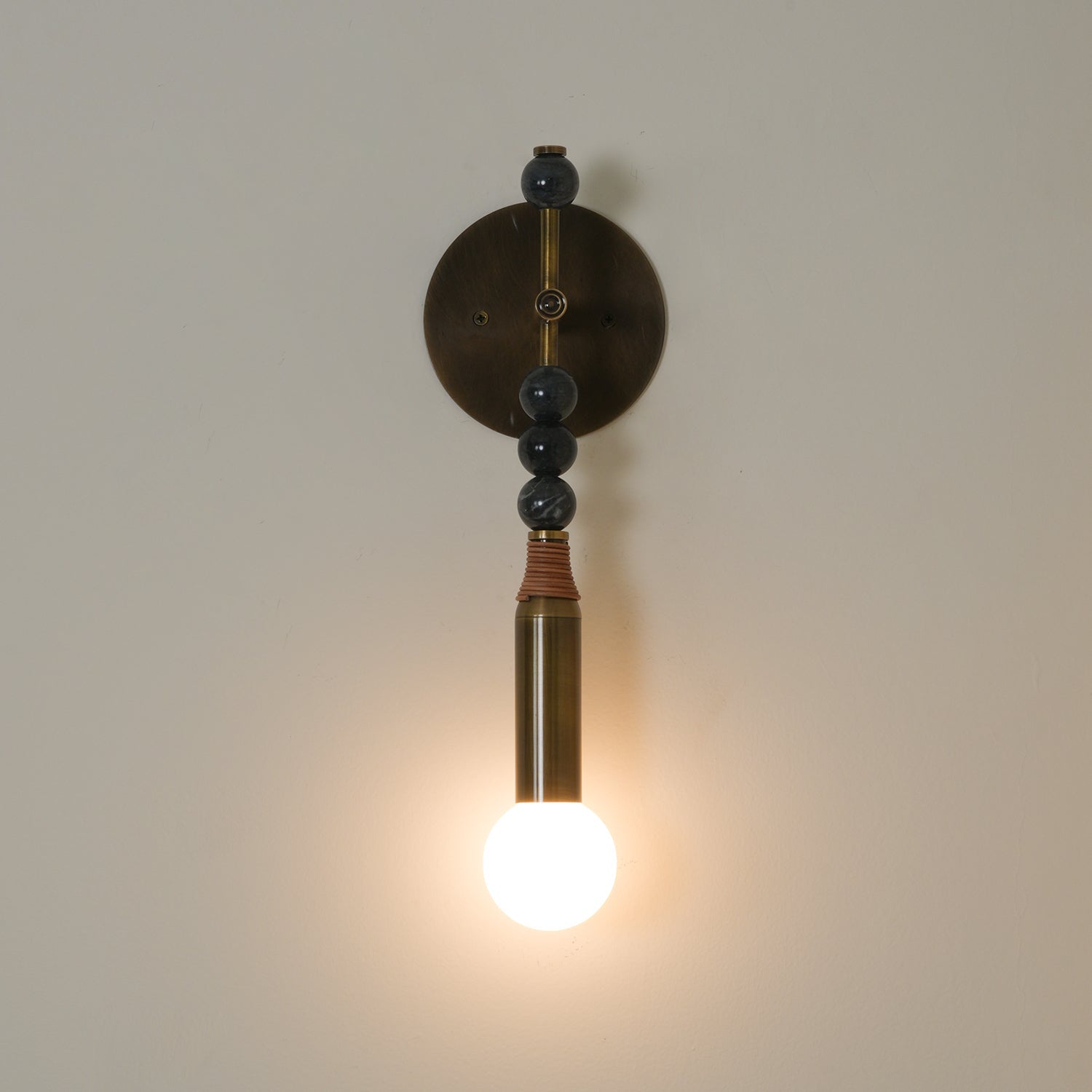 Toam Wall Light - Cueteks