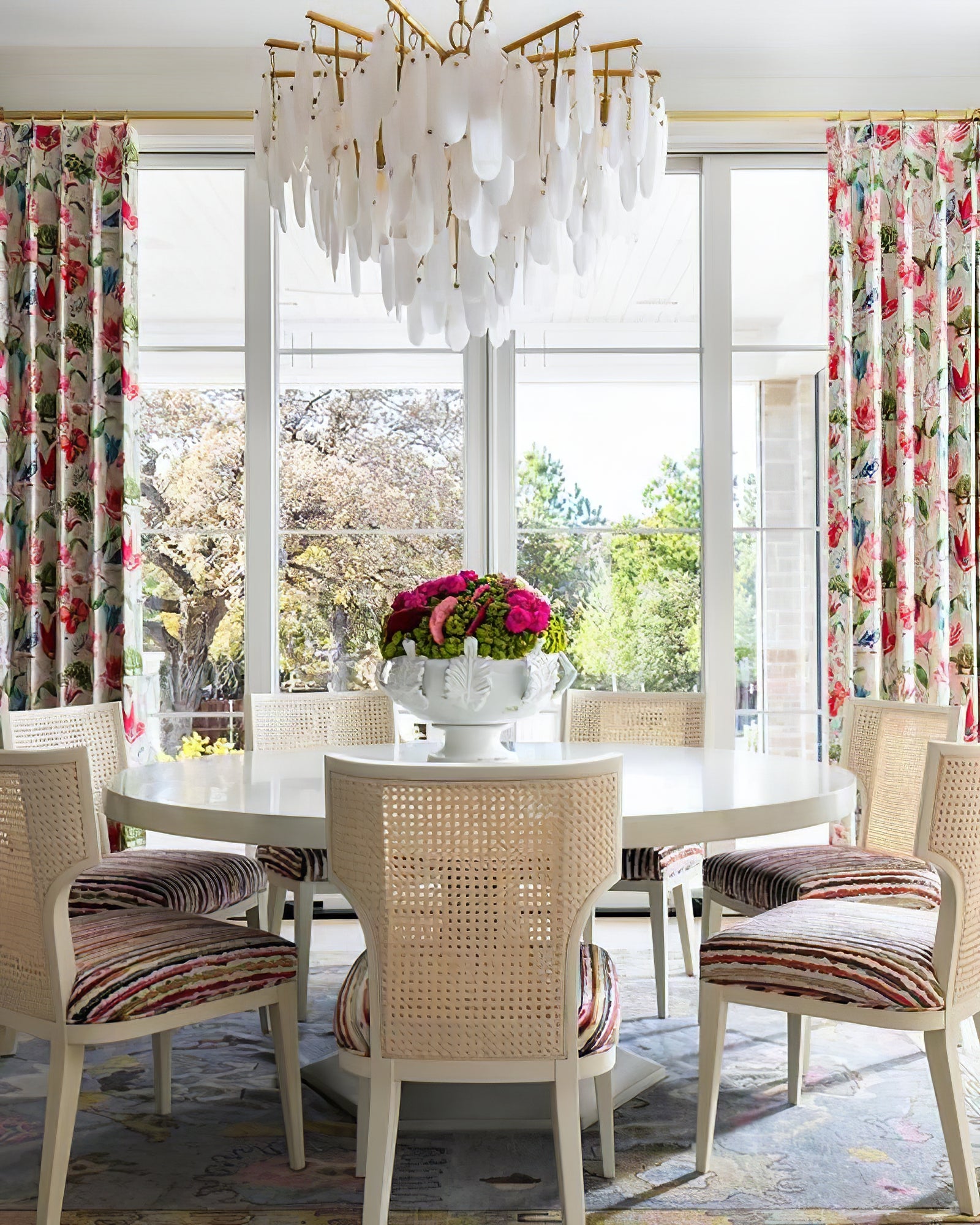 Cora Opulent White Waterfall Chandelier - Cueteks