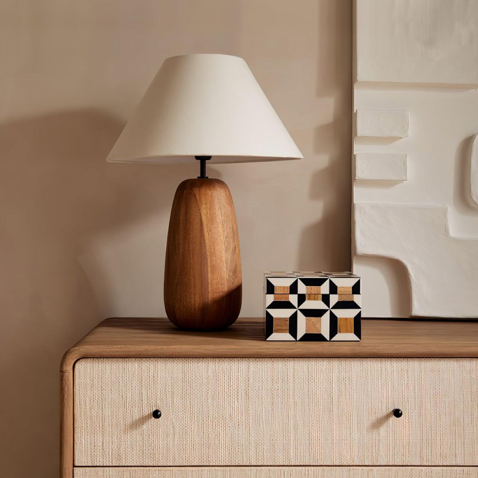 Grooved Country Wood Table Lamp - Cueteks