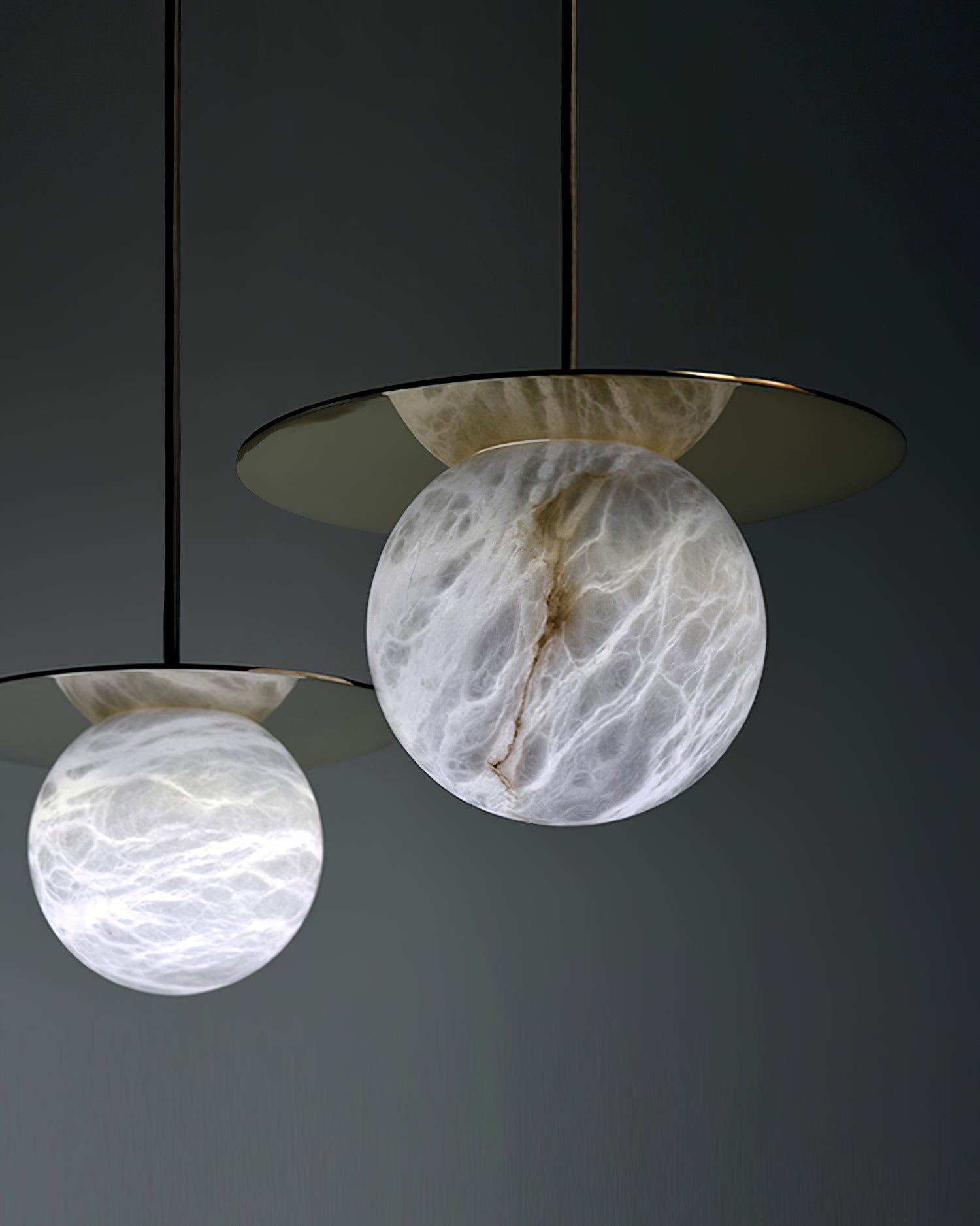 Disc Alabaster Pendant Light - Cueteks