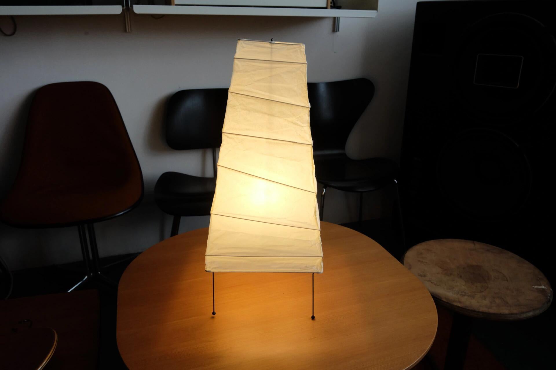 Akari 4N Table Lamp - Cueteks