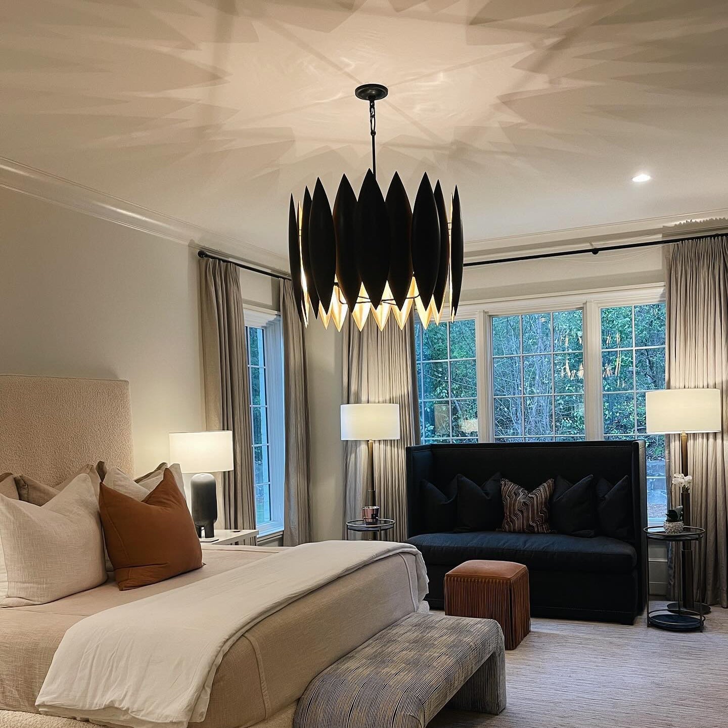 Visual Comfort Hatton Chandelier - Cueteks