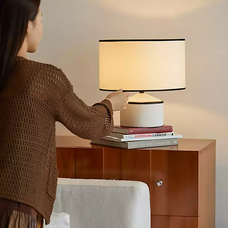 Cyls Minimalist Drum Shade Table Lamp - Cueteks