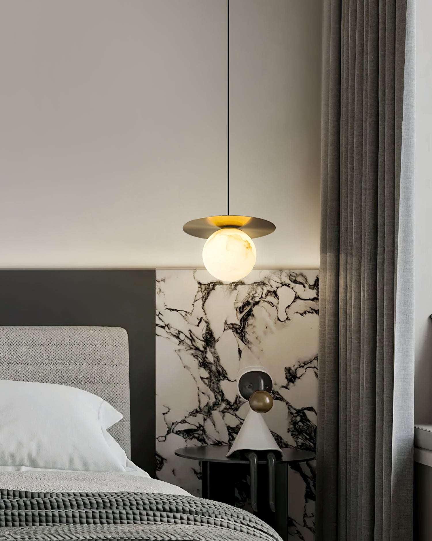 Disc Alabaster Pendant Light - Cueteks