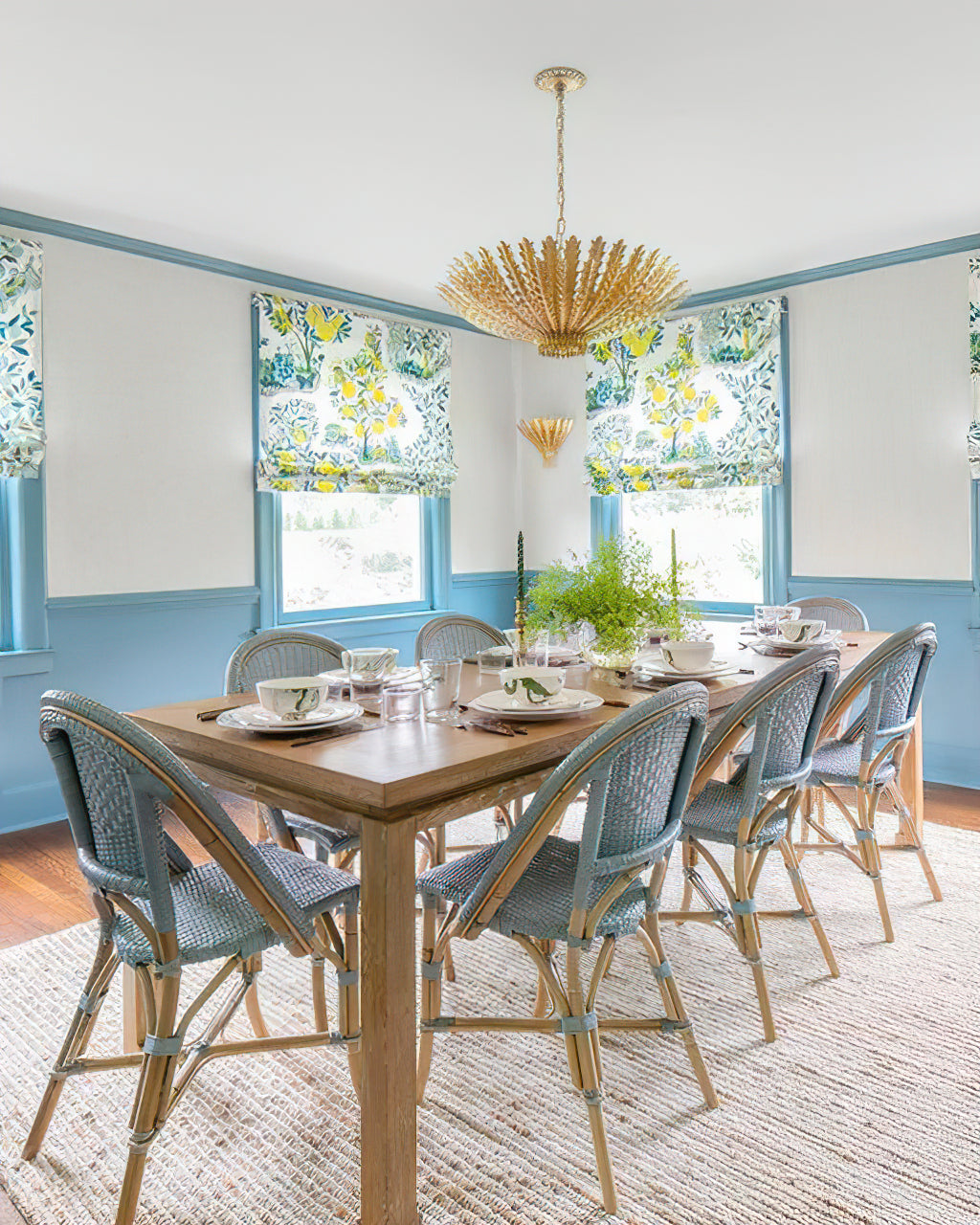 Hamptons Medium Art Chandelier - Cueteks
