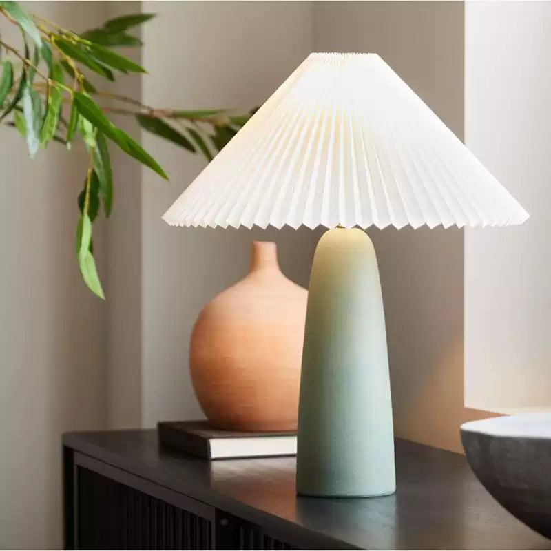 Louis Minimalist Cone Base Table Lamp - Cueteks