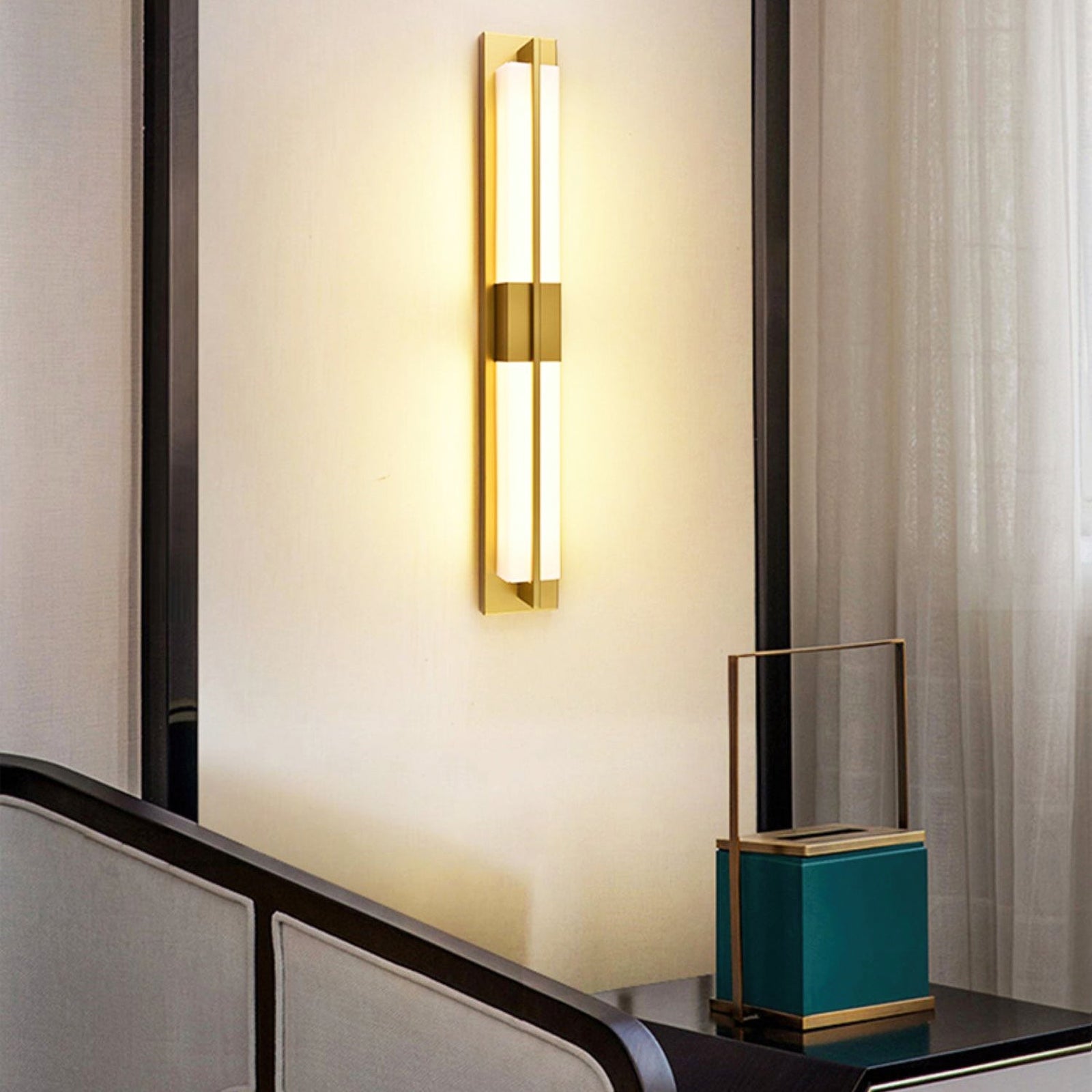 Polished Brass Lumina Outdoor Wall Lamp - Cueteks