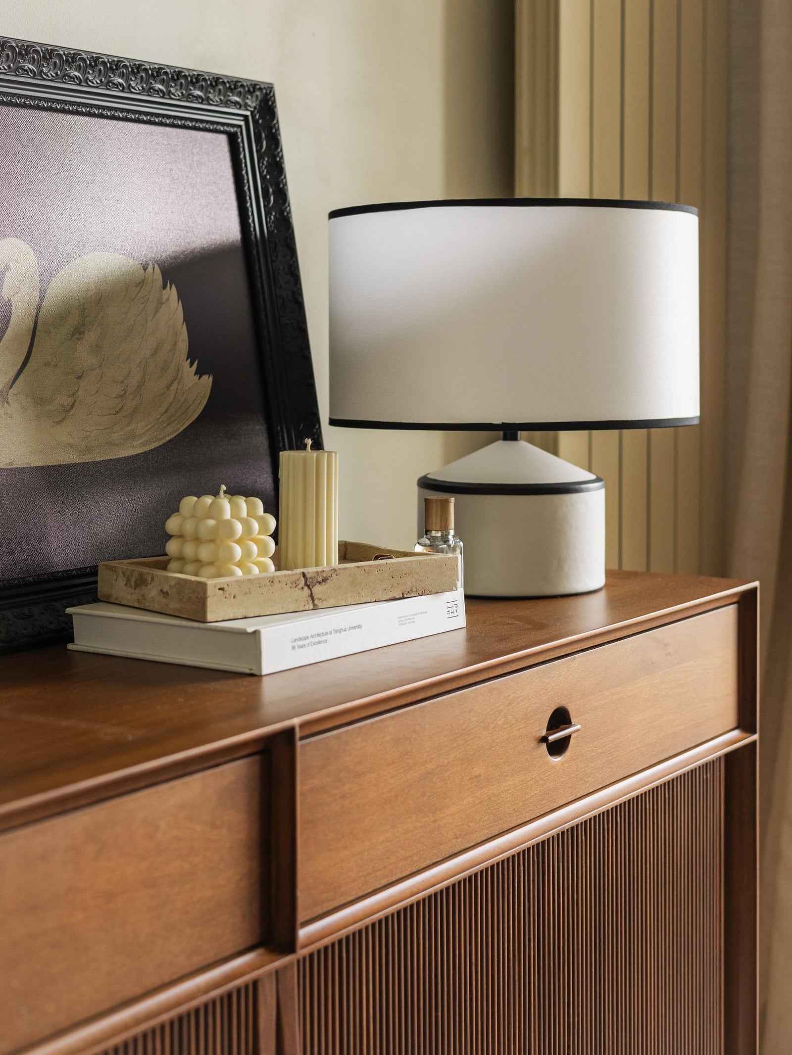 Cyls Minimalist Drum Shade Table Lamp - Cueteks