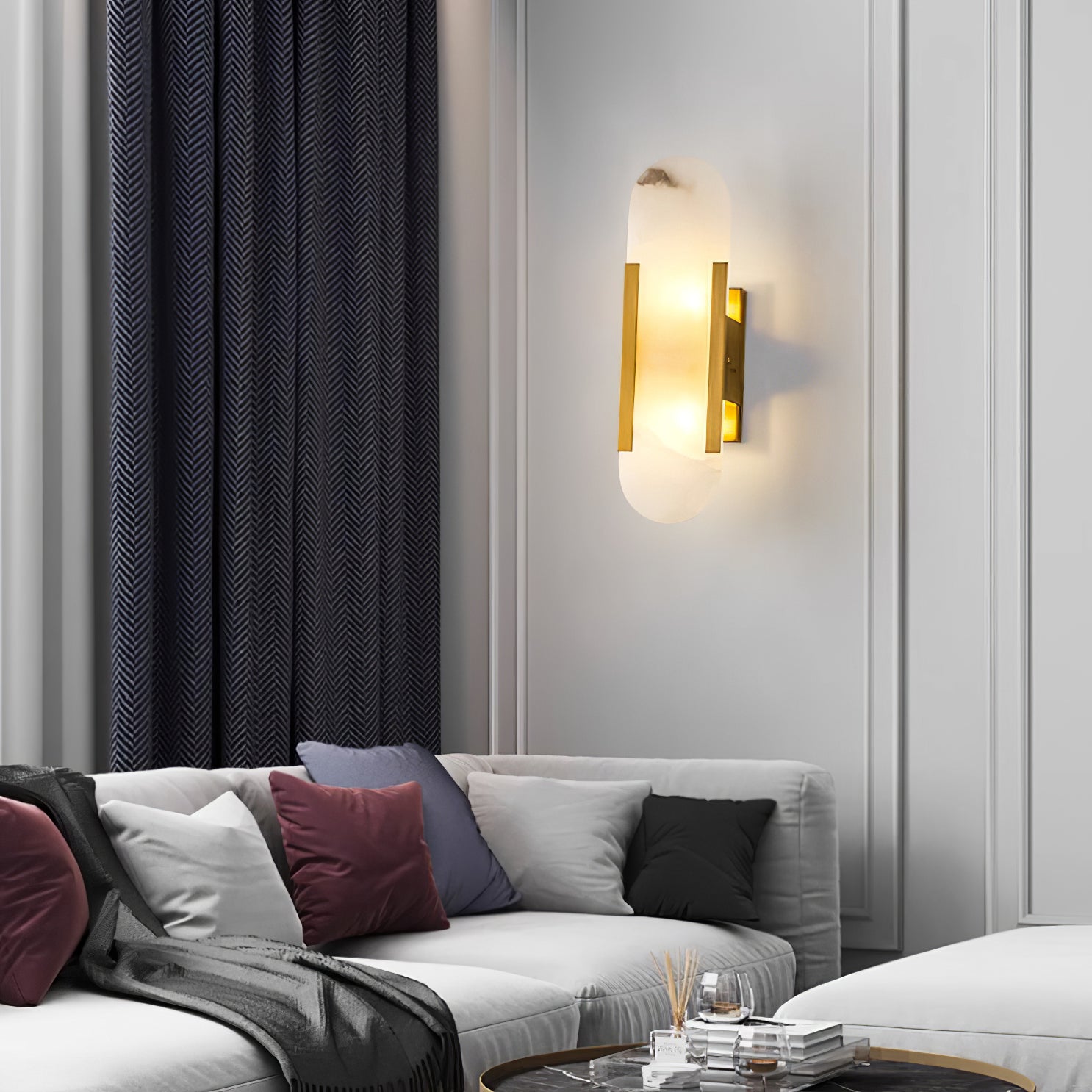 Modern Vertical Alabaster Wall Sconce - Cueteks