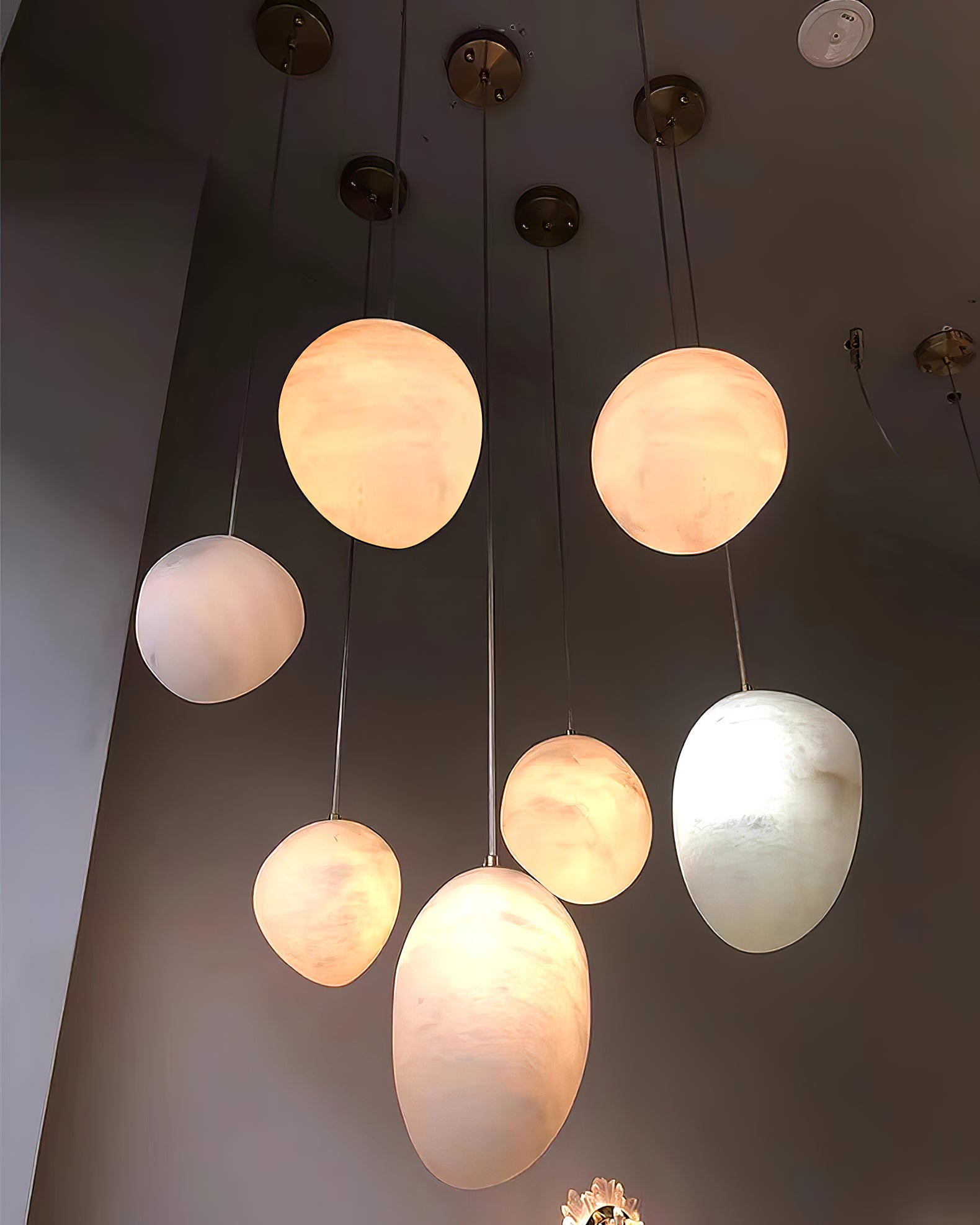 Pebble Alabaster Pendant Light - Cueteks