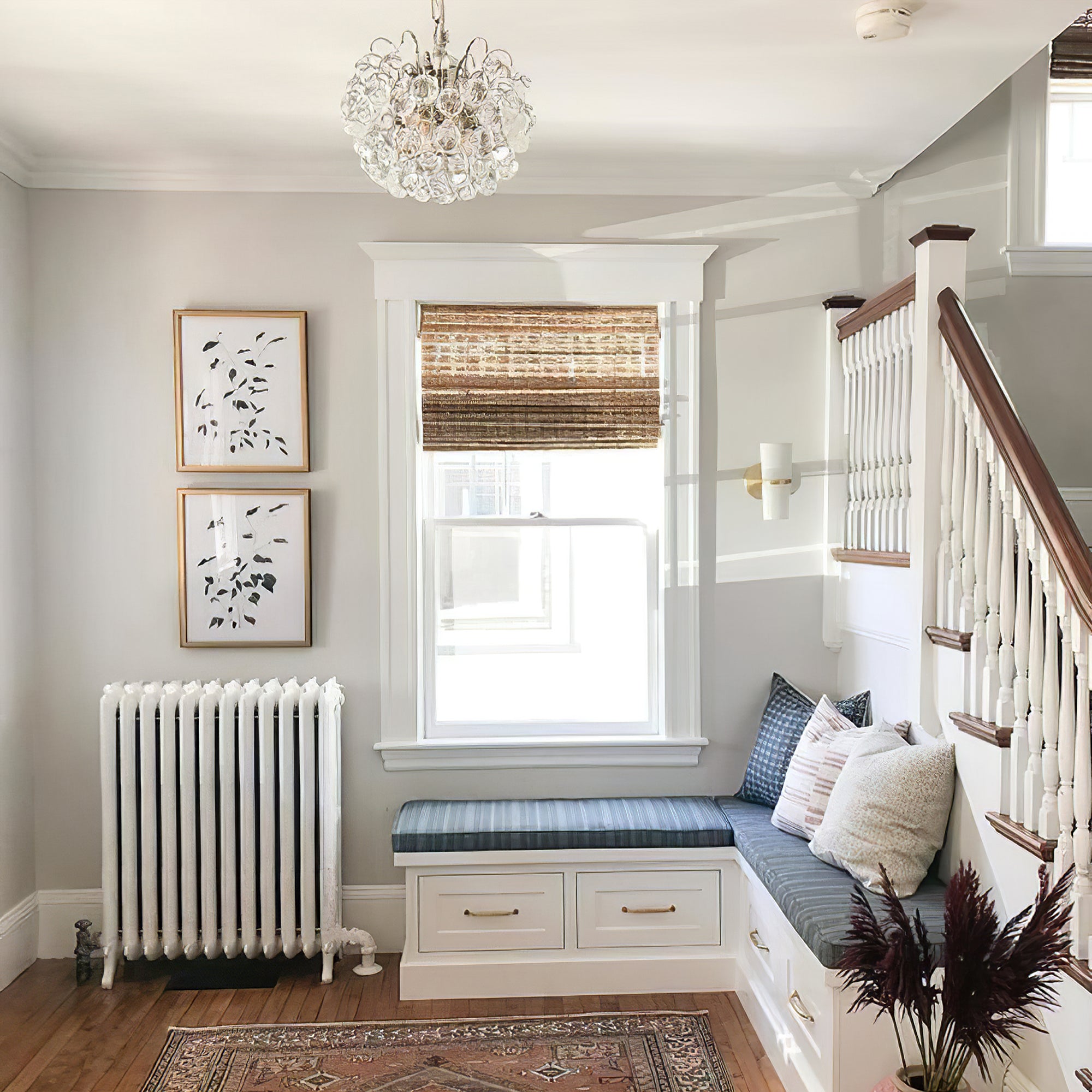 Bellvale Small Glass Chandelier - Cueteks