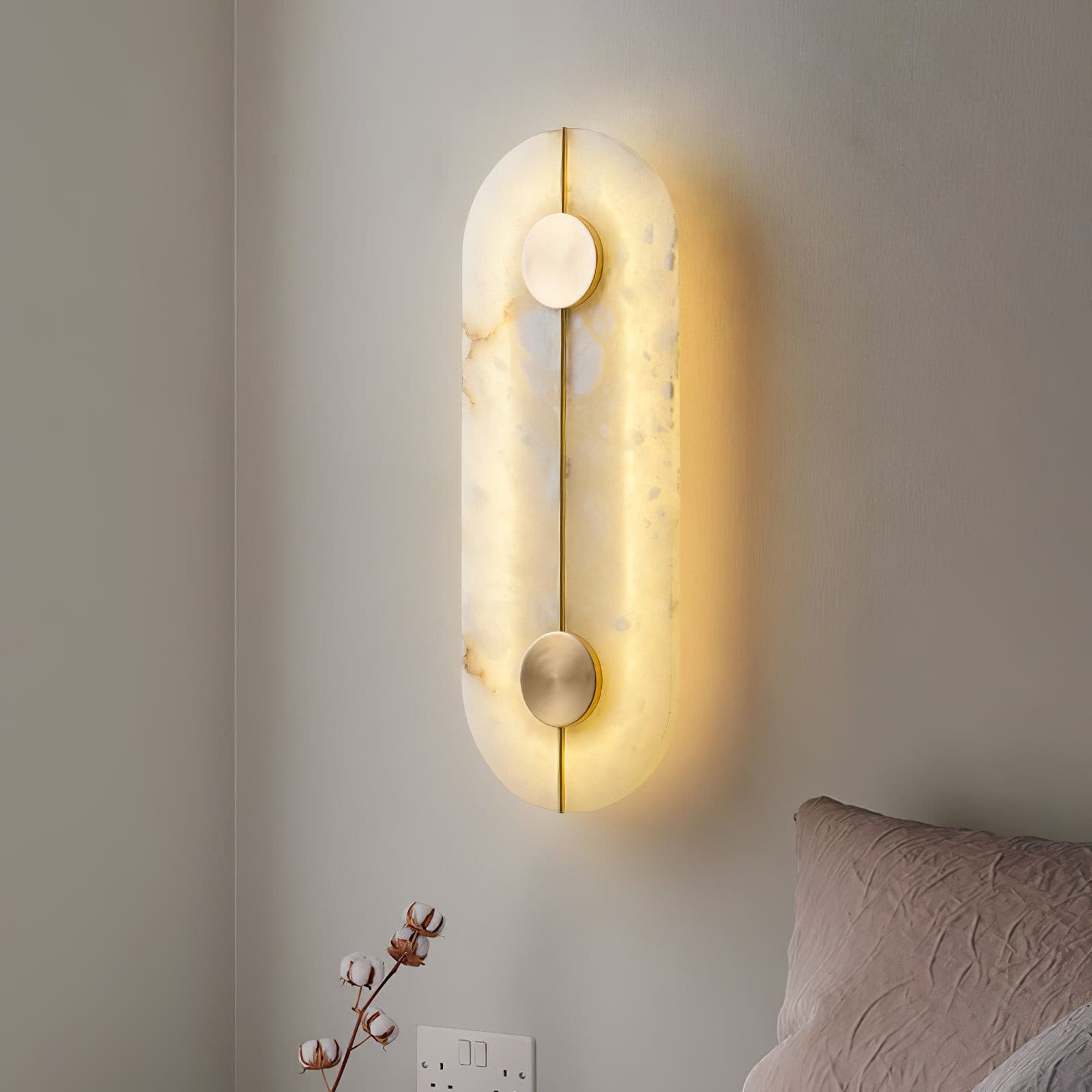 Modern Oval Alabaster Wall Lamp - Cueteks