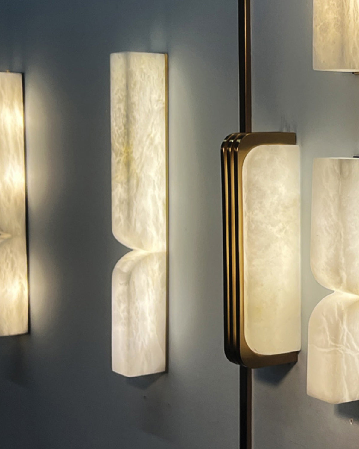Double Curve Alabaster Wall Light - Cueteks