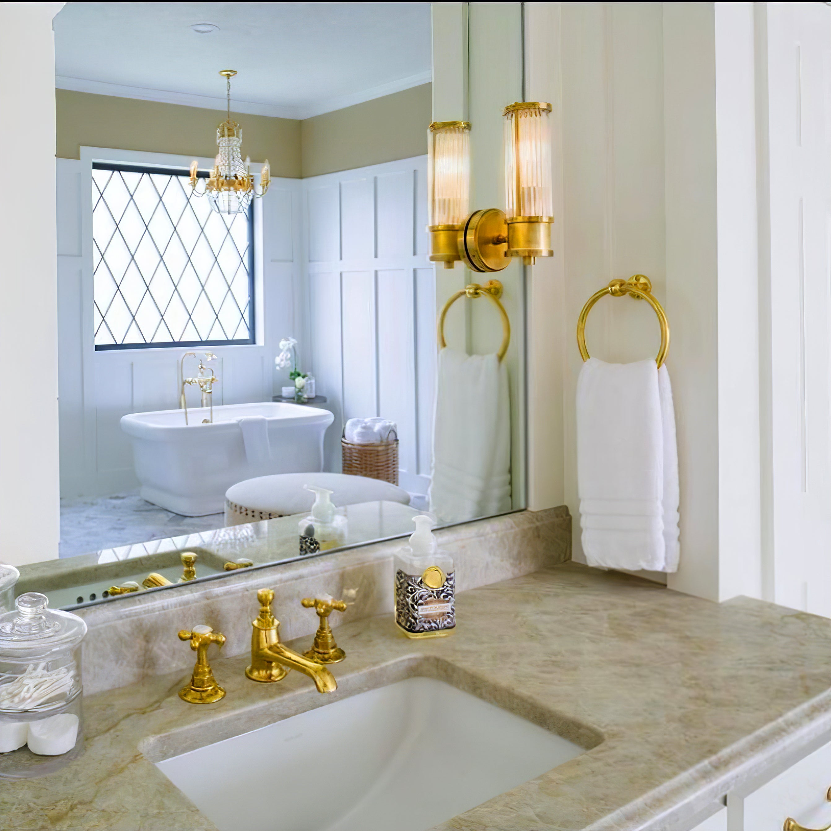 Allen Single Sconce - Cueteks