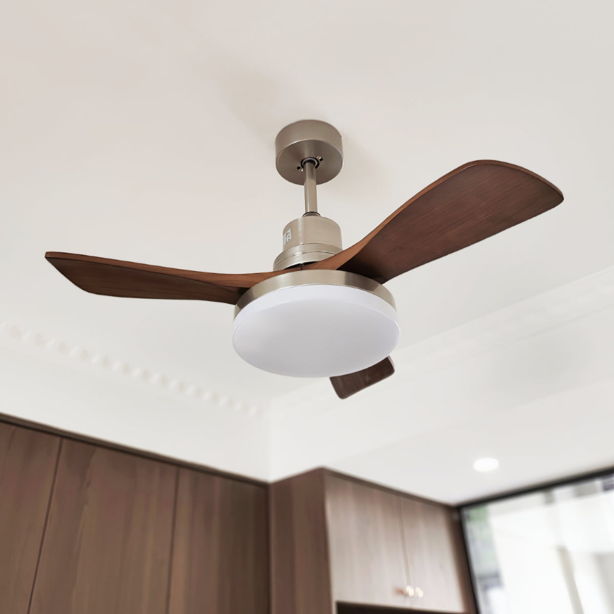 Solid Wood Three-Leaf Fan Lamp - Cueteks