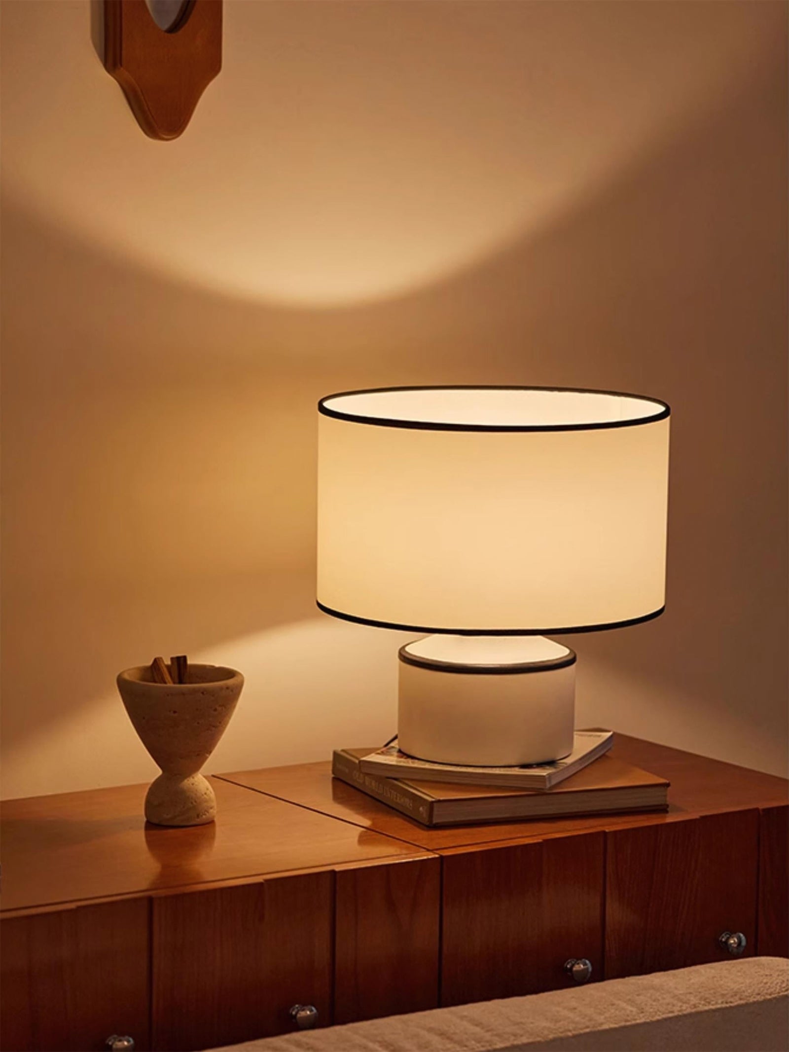Cyls Minimalist Drum Shade Table Lamp - Cueteks