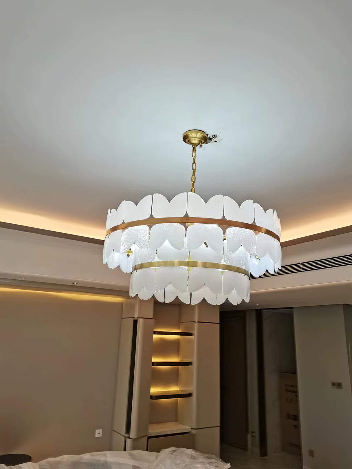 Patanga Alabaster Butterfly Chandelier - Cueteks