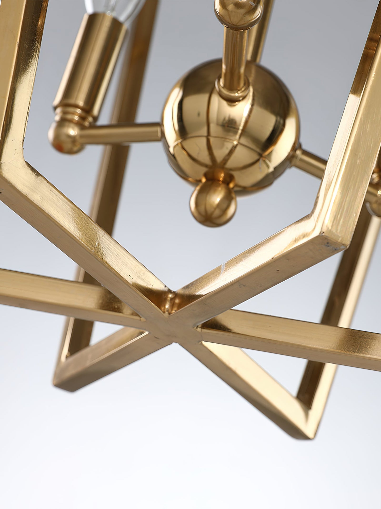 Frame gold cage chandelier - Cueteks