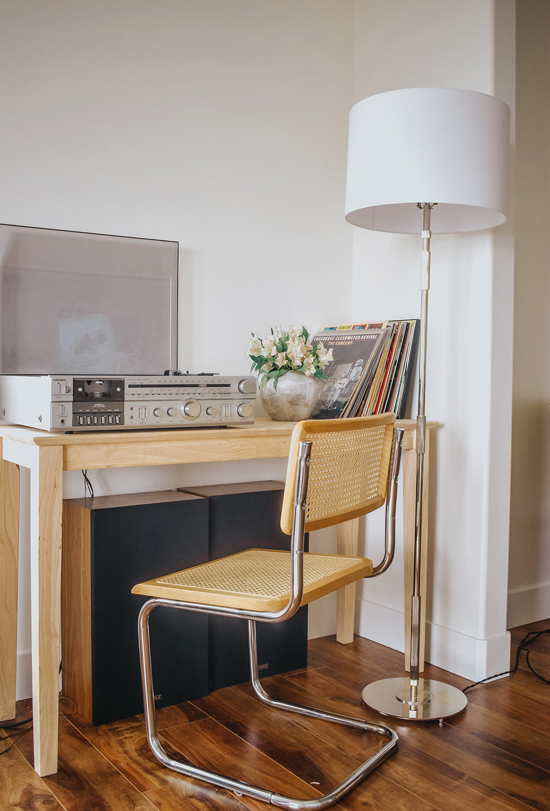 Bowery Floor Lamp - Cueteks